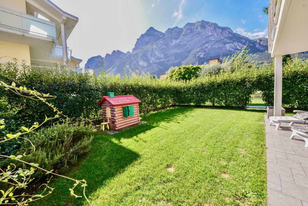 Private Garden In Paradise Exterior photo