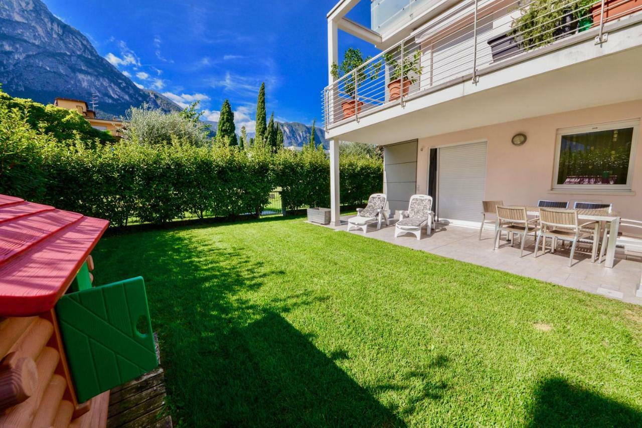 Private Garden In Paradise Exterior photo